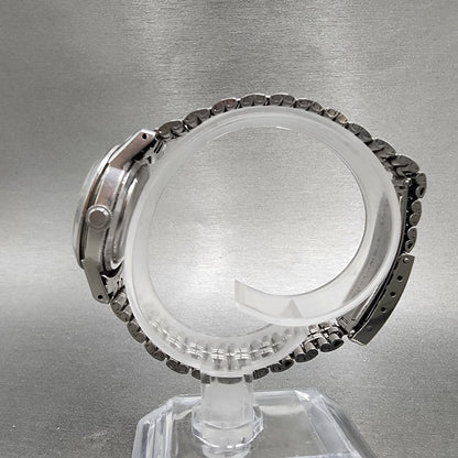 Seiko Chorus Watch Women 26mm Silver Dial Silver Tone Date 21180230 Manual Runs6