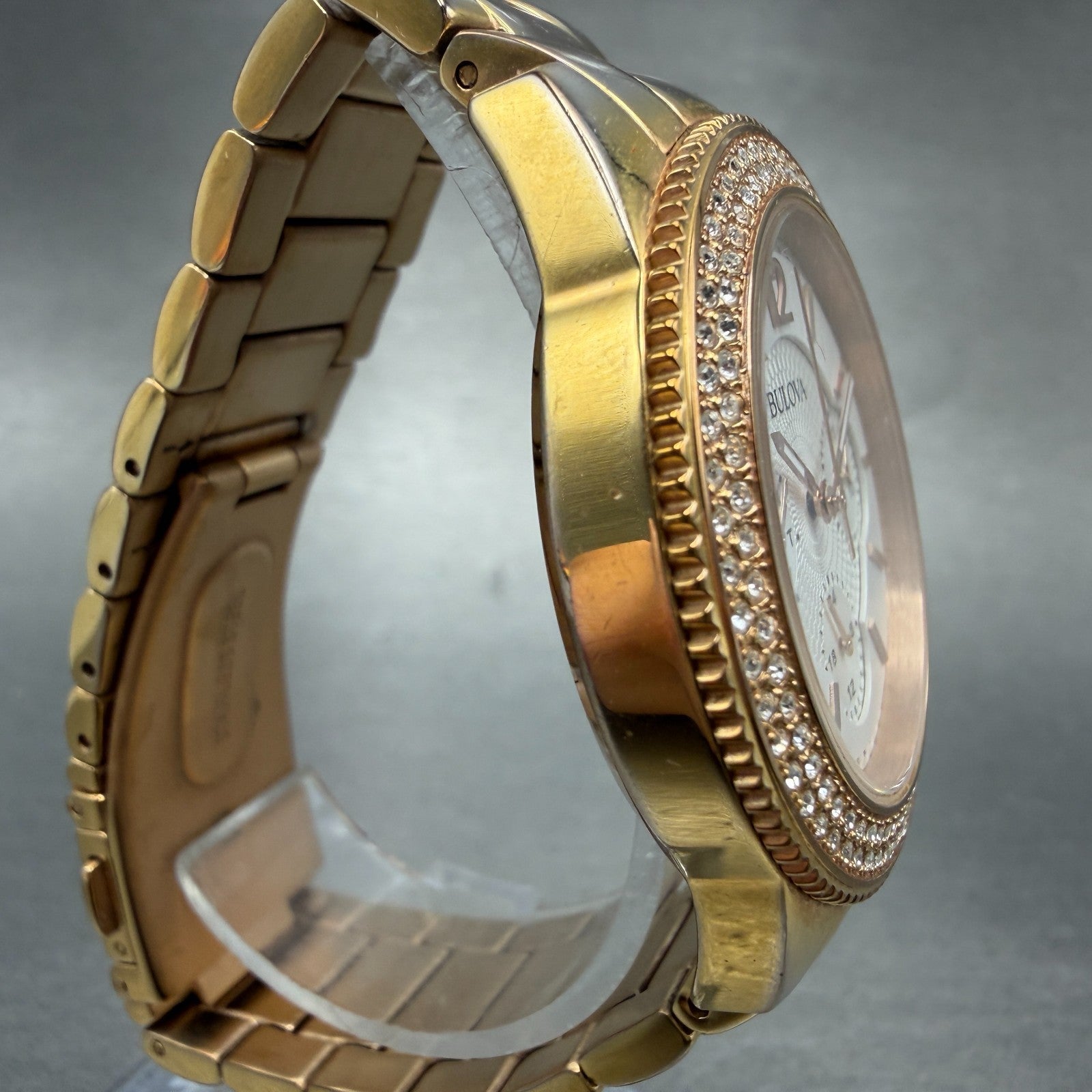 Bulova Watch Women 38mm White Dial Gold Tone Daydate Round 98N100 New Battery3