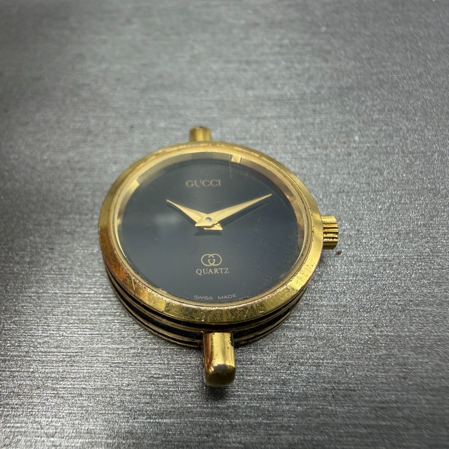 Gucci 2000L Watch Women 21mm Black Dial Gold Plated Round Vintage PARTS7