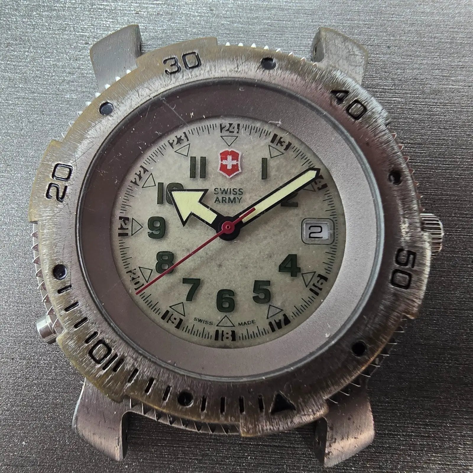 Victorinox Swiss Army Sportline Watch Men 40mm White Dial Silver Date PARTS SWER2