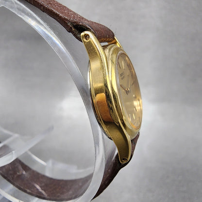 Seiko watch Women 19mm Champagne Dial Gold Tone Round 2p200089 New Battery3