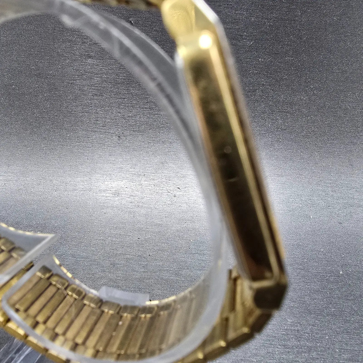 Seiko Tank Watch Men 26mm Black Dial Gold Tone Rectagle 5Y30-5B59 PARTS NO CROWN4