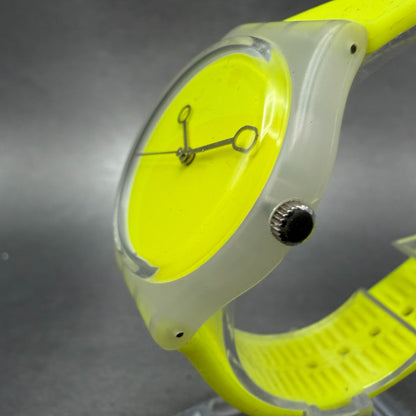 Swatch TRACOLLA Watch Men 34mm Yellow Dial Clear Case Round GK340 New Battery2