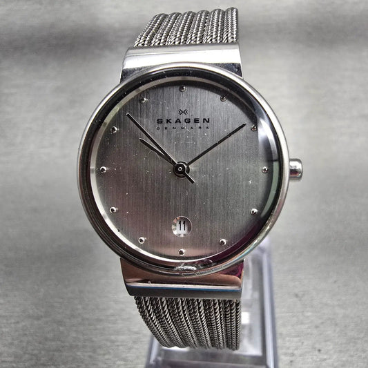 Skagen Watch Women 26mm Silver Dial Silver Tone Date Round  355SSS1 New Battery0