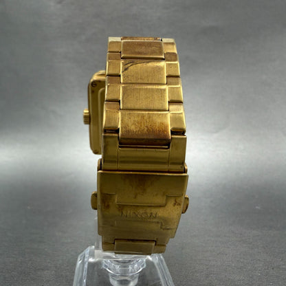 Nixon The Riot Watch Men 36mm Gold Dial Gold Tone Square New Battery7