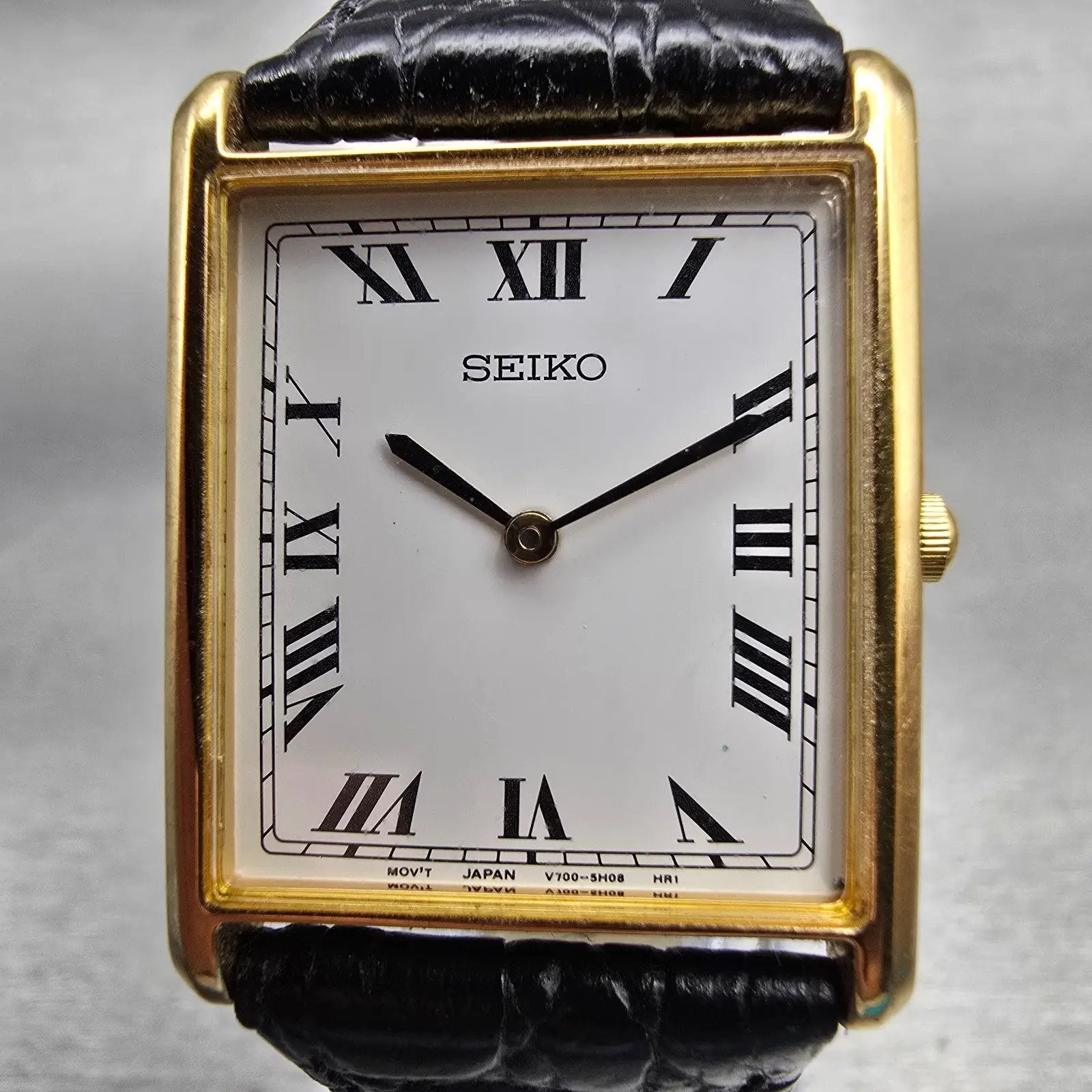 Seiko Tank Watch Men 25mm White Dial Gold Tone Rectangle V700-5K39 New Battery1