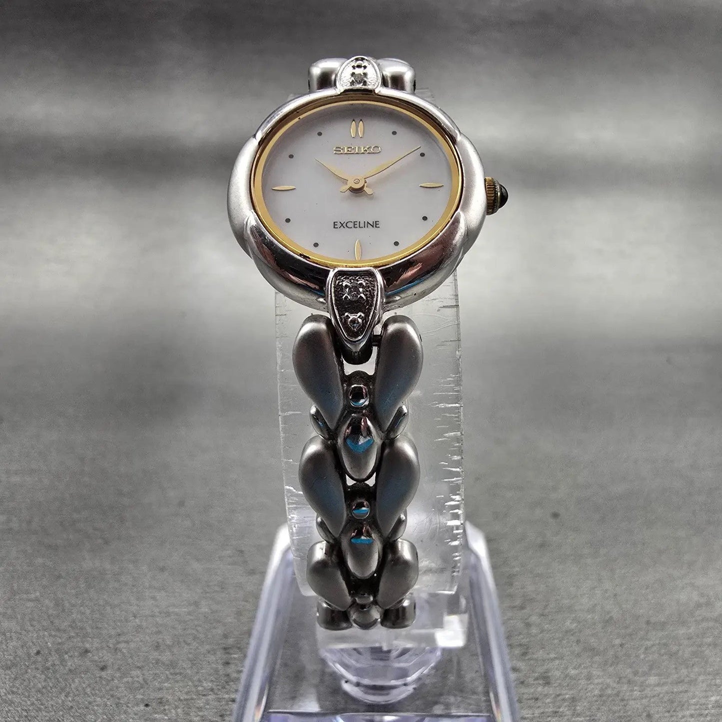 Seiko Exceline Watch Women 20mm MOP Dial Silver Tone Round 4N20-1060 New Battery5