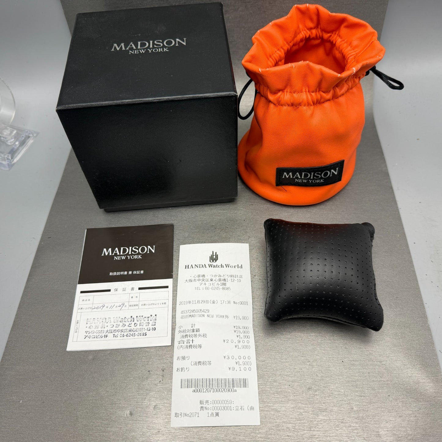 Madison New york Chronograph Watch Men 43mm Black Dial Steel Date New Battery11