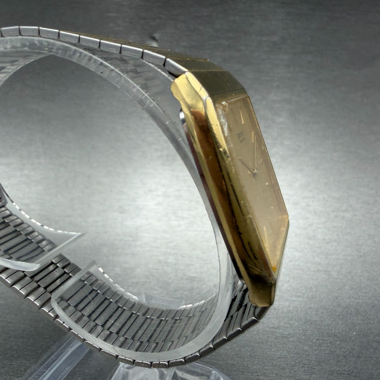 Seiko Tank Watch Men 25mm Champagne Dial Gold Tone 6530-5389 New Battery CRACKED3