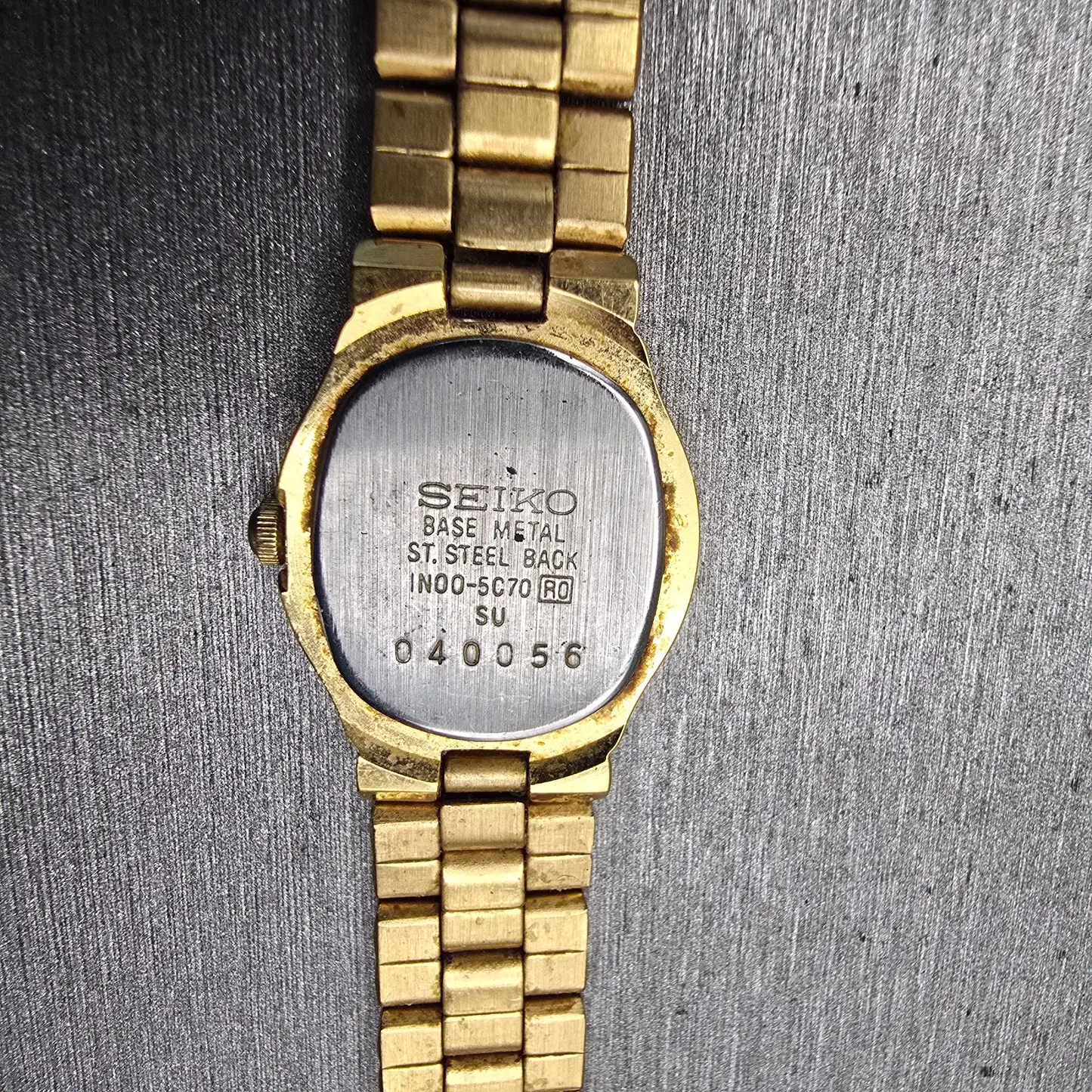 Seiko Watch Women 18mm White Dial Gold Tone Oval 1N00-5C70 New Battery Vintage10