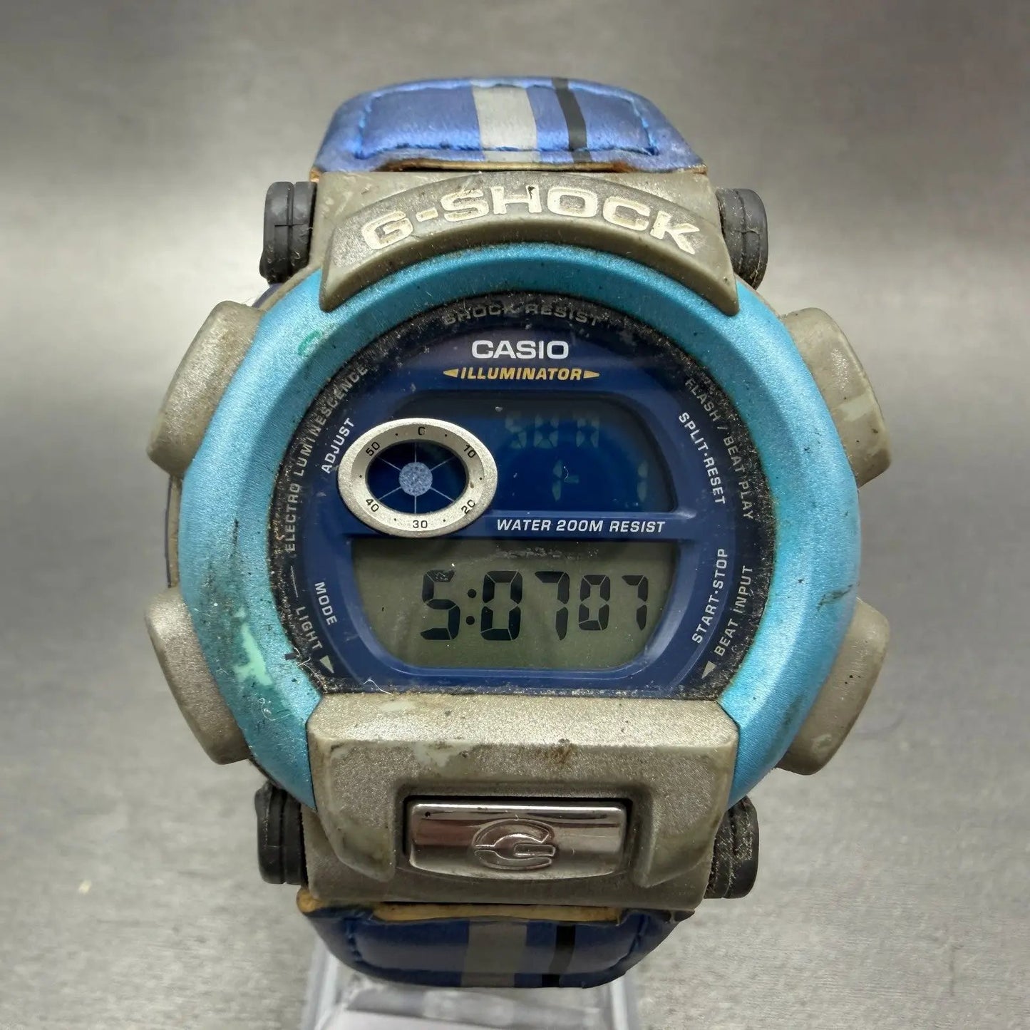 48223015