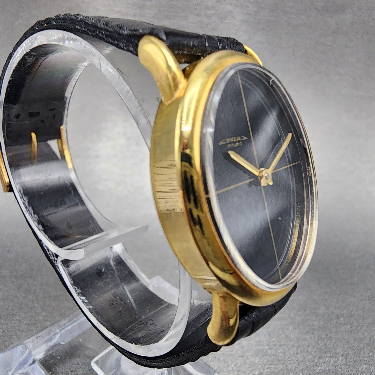 VTG Spazial Watch Women 26mm Black Dial Gold Tone Oval Manual Wind Runs