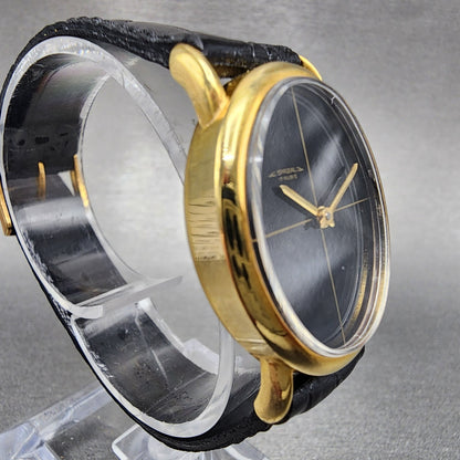 VTG Spazial Watch Women 26mm Black Dial Gold Tone Oval Manual Wind Runs