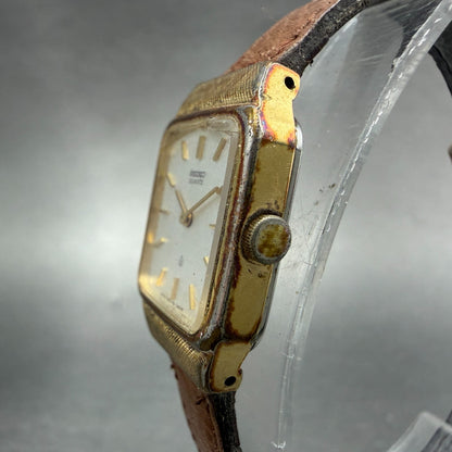 Seiko Tank Watch Women 19mm Silver Dial Gold Tone 1400-5830 New Battery Vintage2