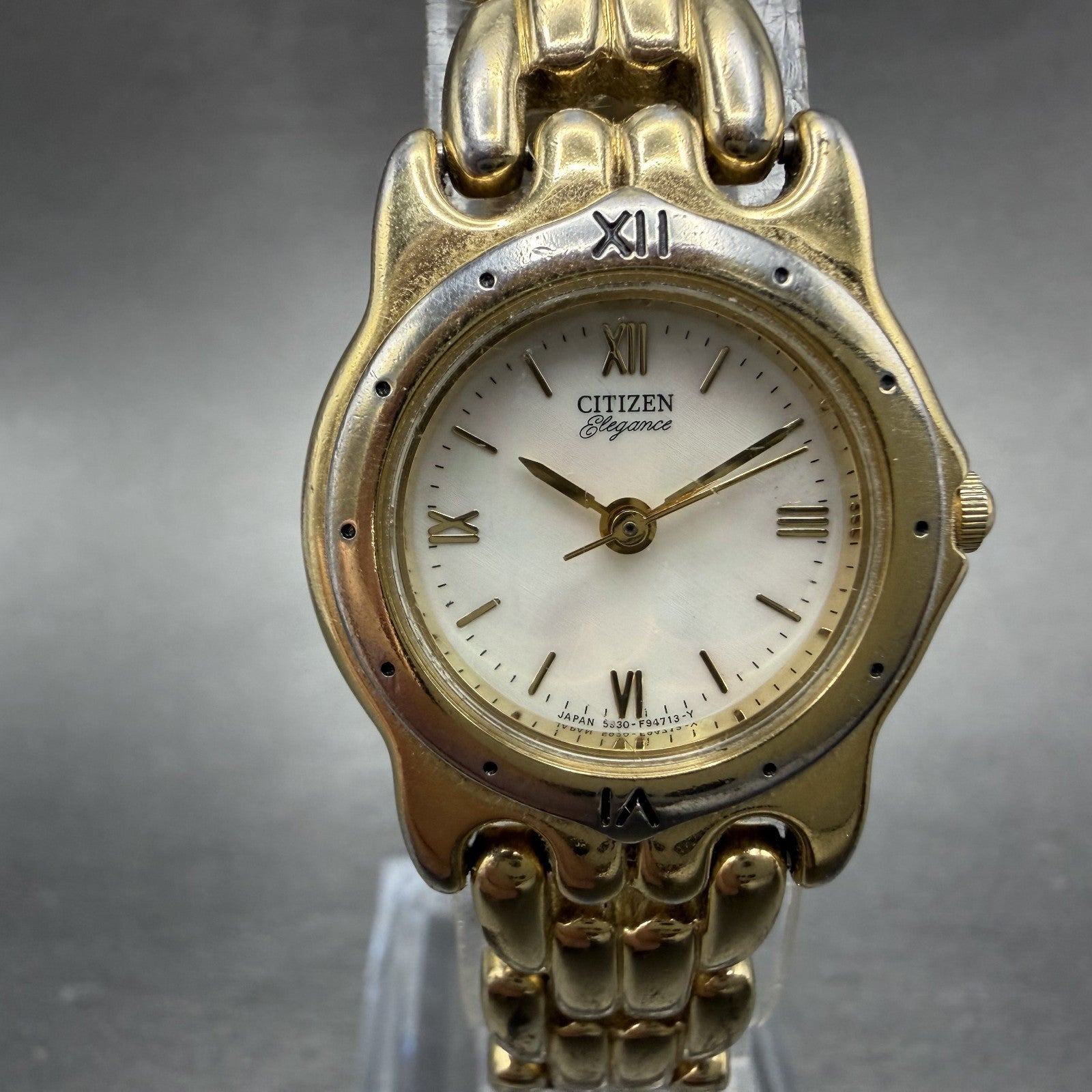 Citizen Elegance Watch Women 23mm MOP Dial Gold Tone Round 5930-F91342 New Batt0