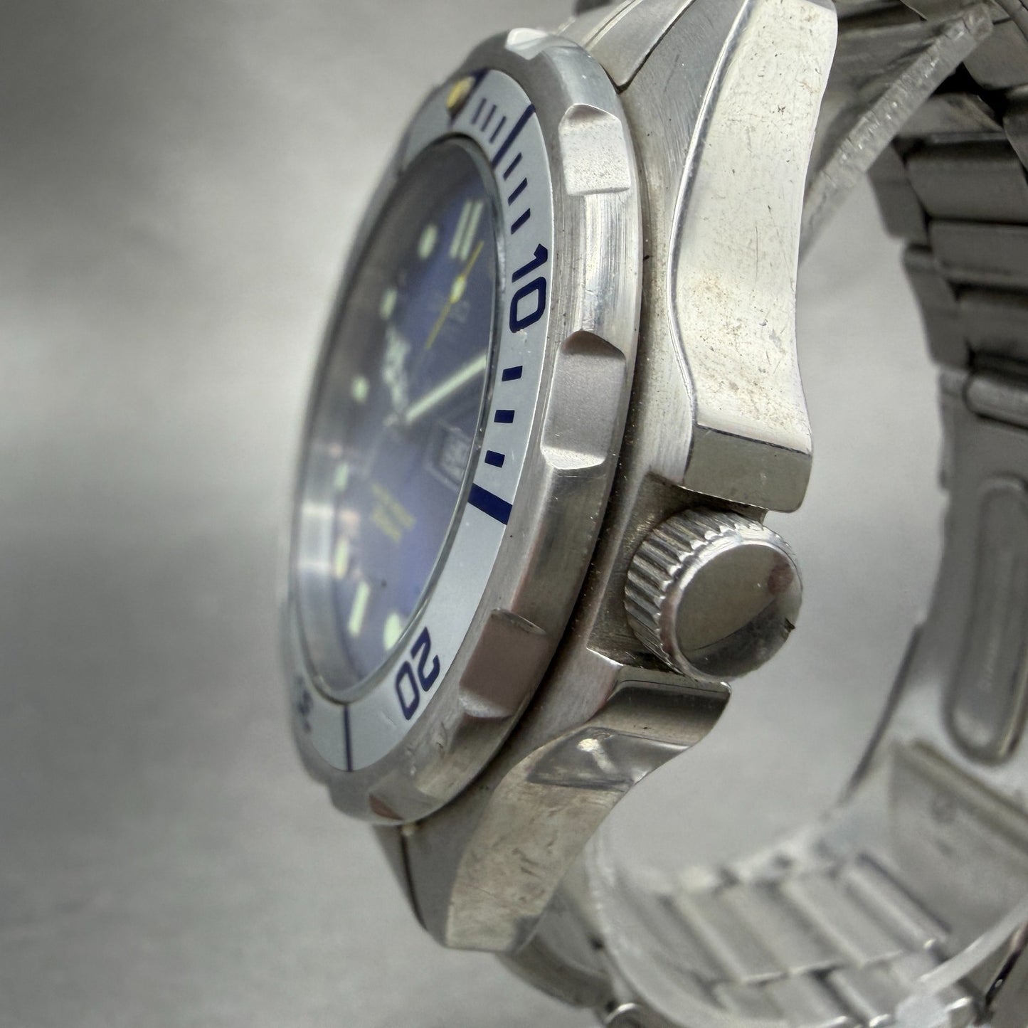 Casio Dive Watch Men 40mm Blue Dial Silver Tone Daydate Round EF-200 New Battery2