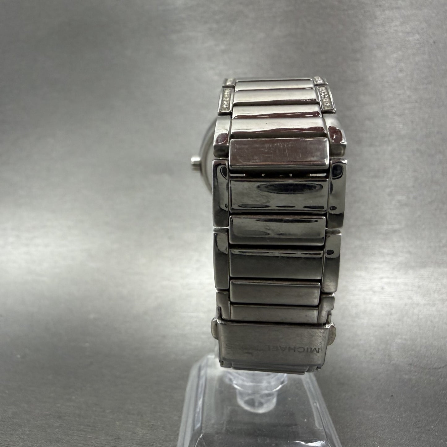 Michael Kors Kerry Watch Women 37mm MOP Dial Silver Tone Crystal Accent New Batt7