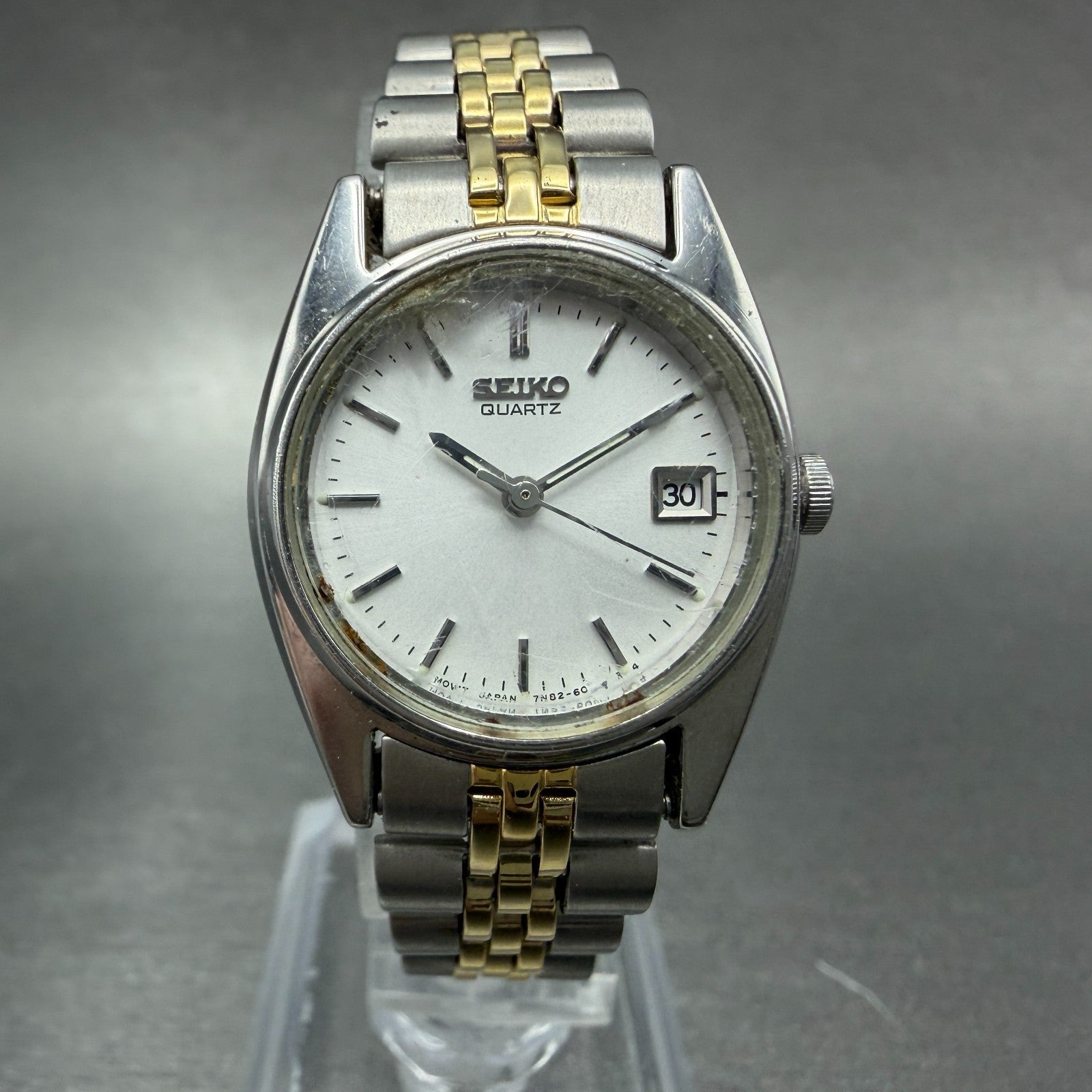 Seiko Watch Women 25mm White Dial Silver Tone Date 7n83-0011 Round NewBatt 870