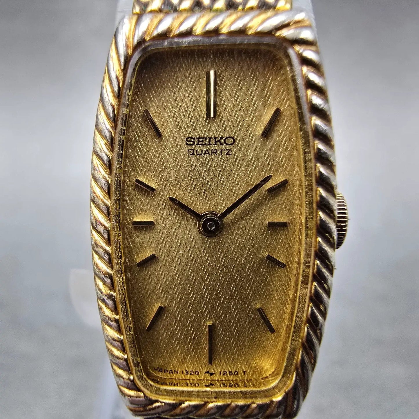 Seiko Tank Watch Women 14mm Champagne Dial Gold Tone 1320-5959 New Battery VTG H1