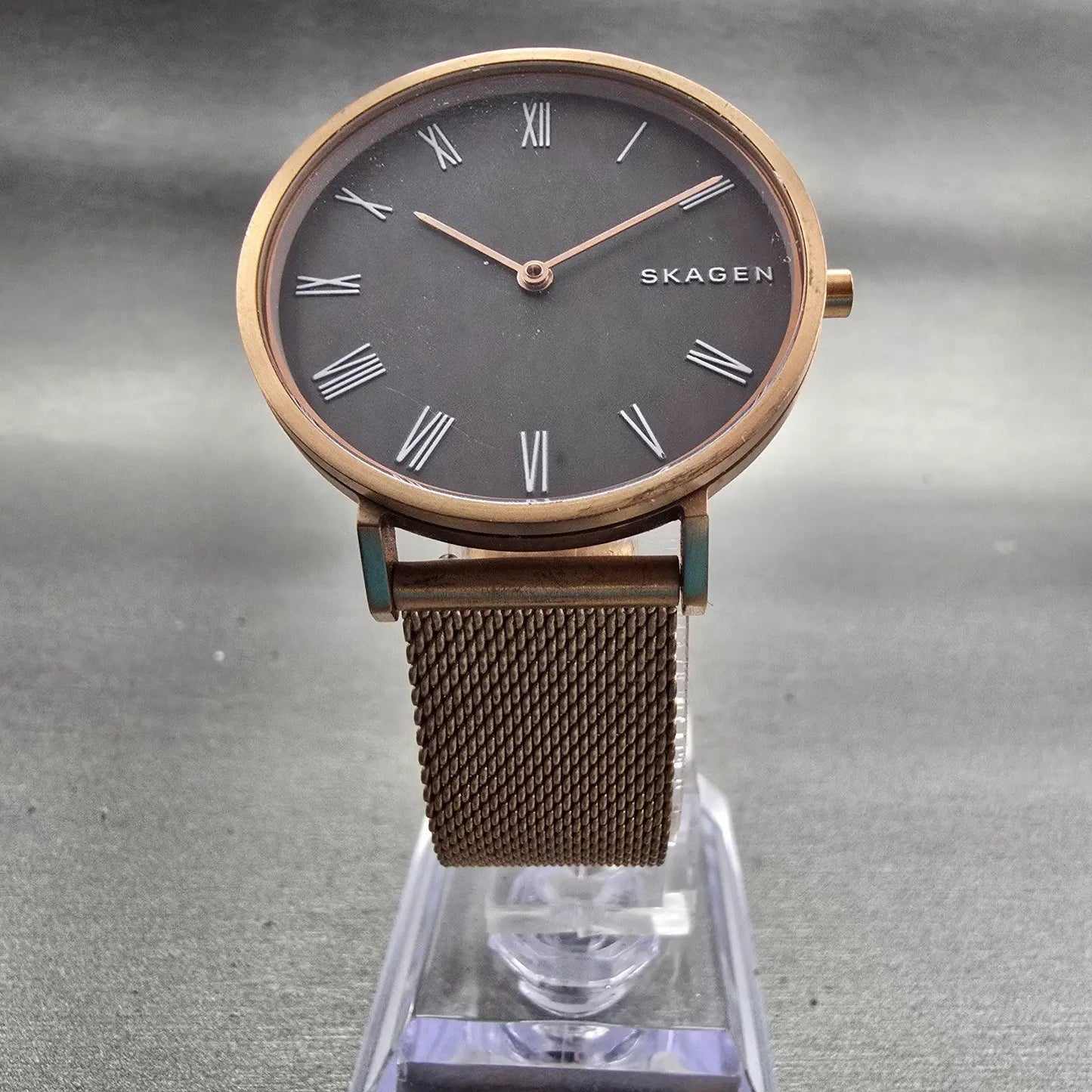 Skagen Hald Watch Women 34mm Gray Dial Gold Tone Round SKW2675 New Battery5