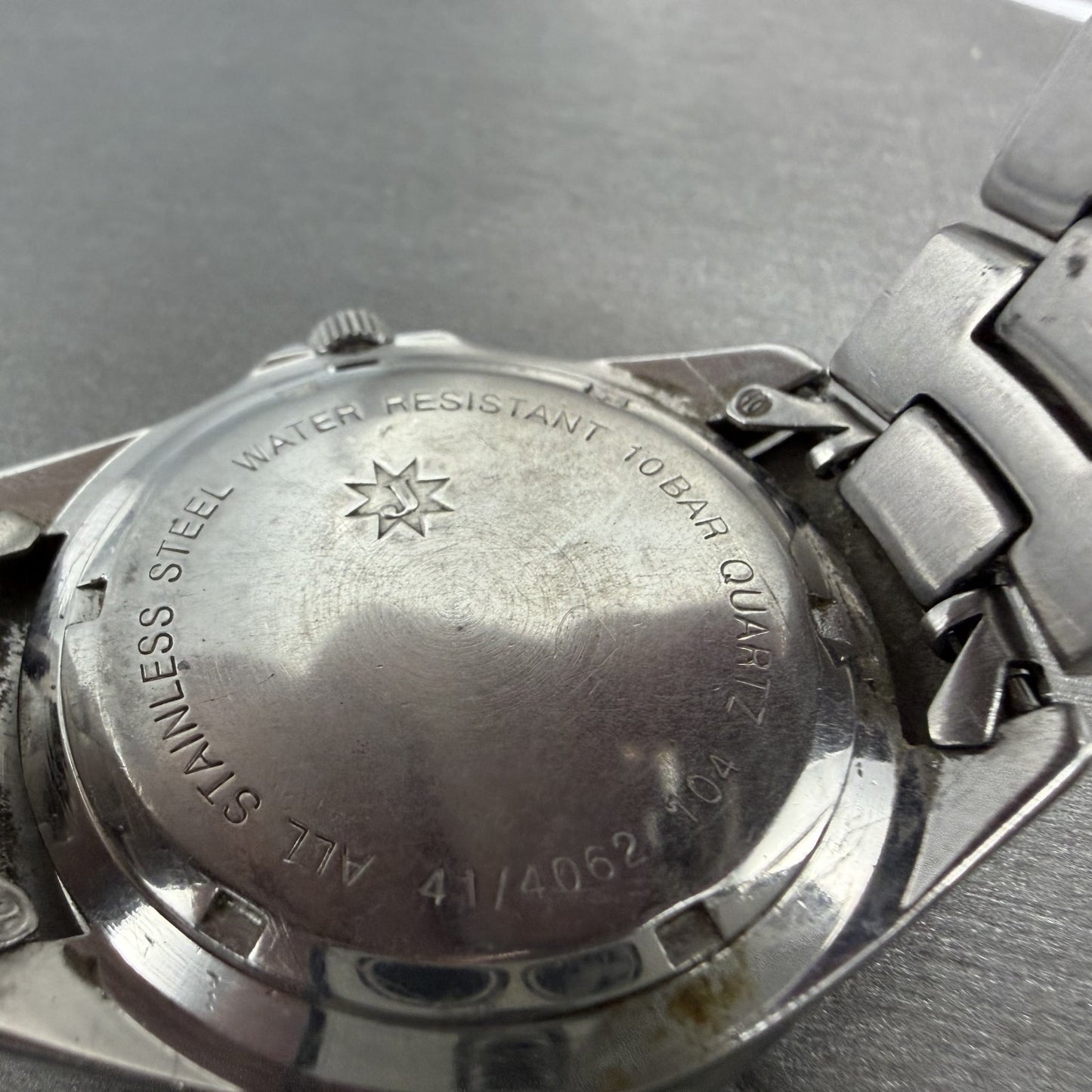 Junghans Dive Watch Men 41mm Black Dial Silver Tone Date Round 41/4062 104 PARTS10