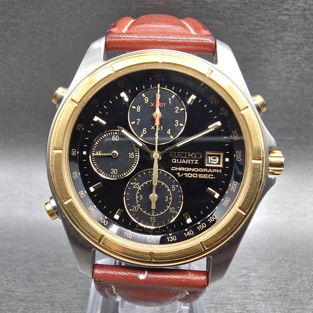 Seiko Chronograph Watch Men 40mm Black Dial Two Tone Date 7T52-7A09 New Battery0