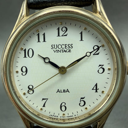 Seiko Alba Success Watch Men 30mm White Dial Gold Tone V701-6A50 New Battery1