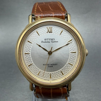 Casio Sting Watch Men 32mm Silver Dial Gold Tone Round STN-215 New Battery0