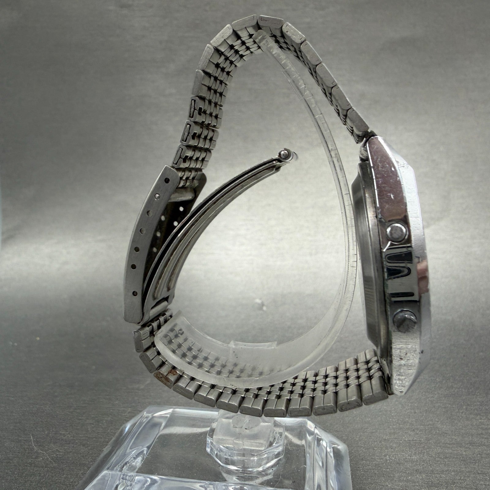 Casio AA-84 103 Watch Men 36mm Digital Silver Tone Alarm Chrono VTG PARTS9