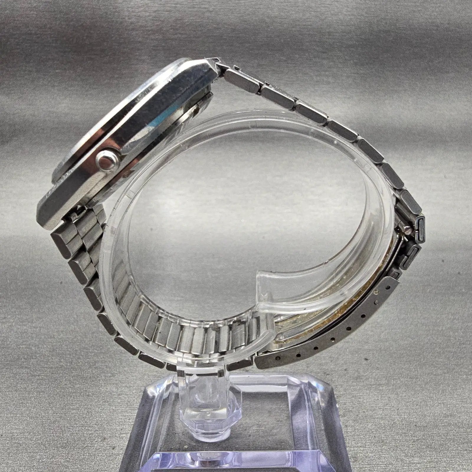 Seiko SQ Watch Men 36mm Black Dial Silver Tone Daydate Round 8223-7150 New Batt6