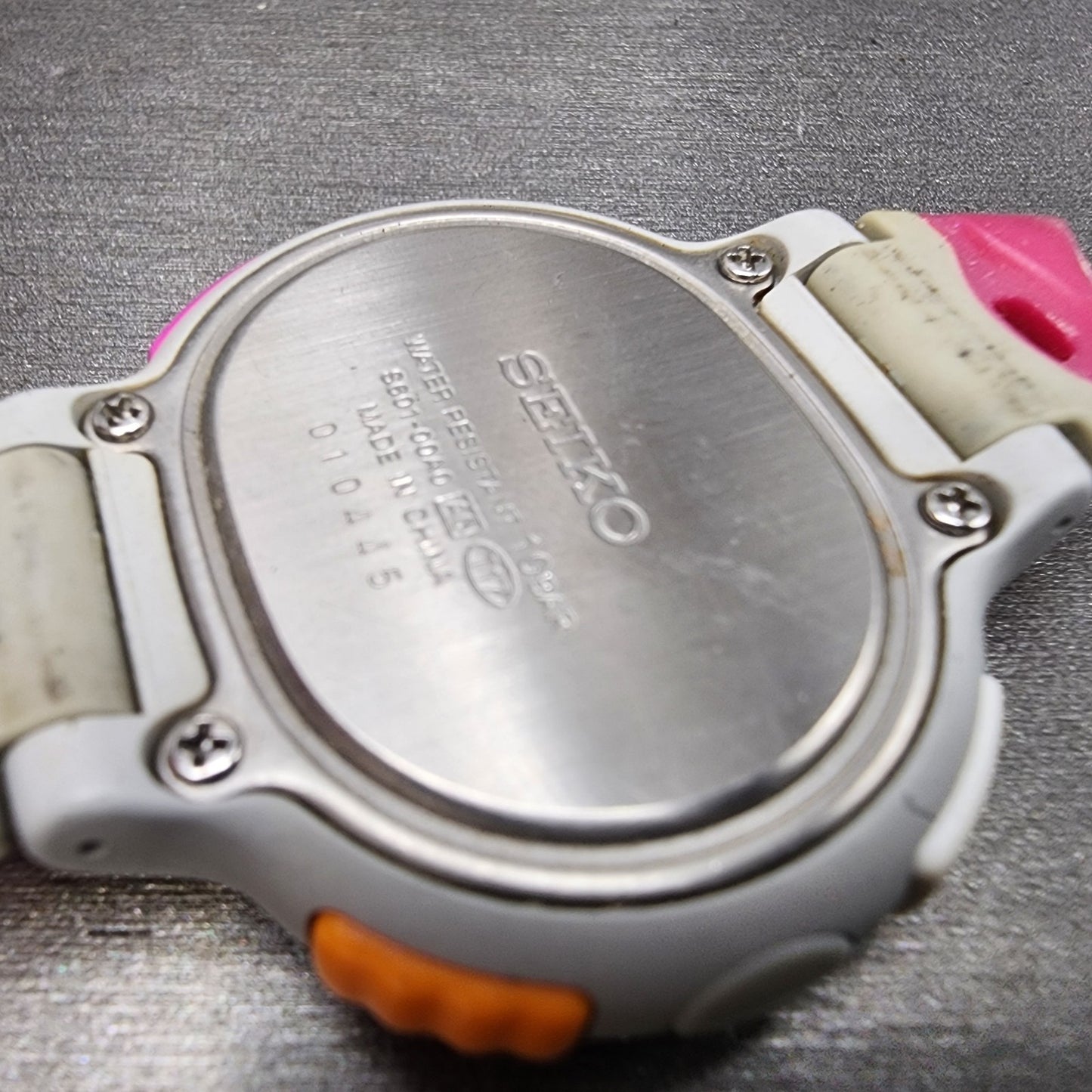 Seiko Digital Watch Women 40mm White Pink ALarm Chronograph S60100A0 New Batt6
