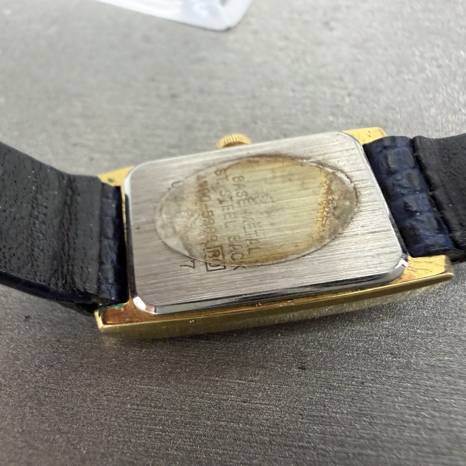 Seiko Tank Watch Women 15mm Blue Dial Gold Tone Rectangle 4N005369 New Battery9