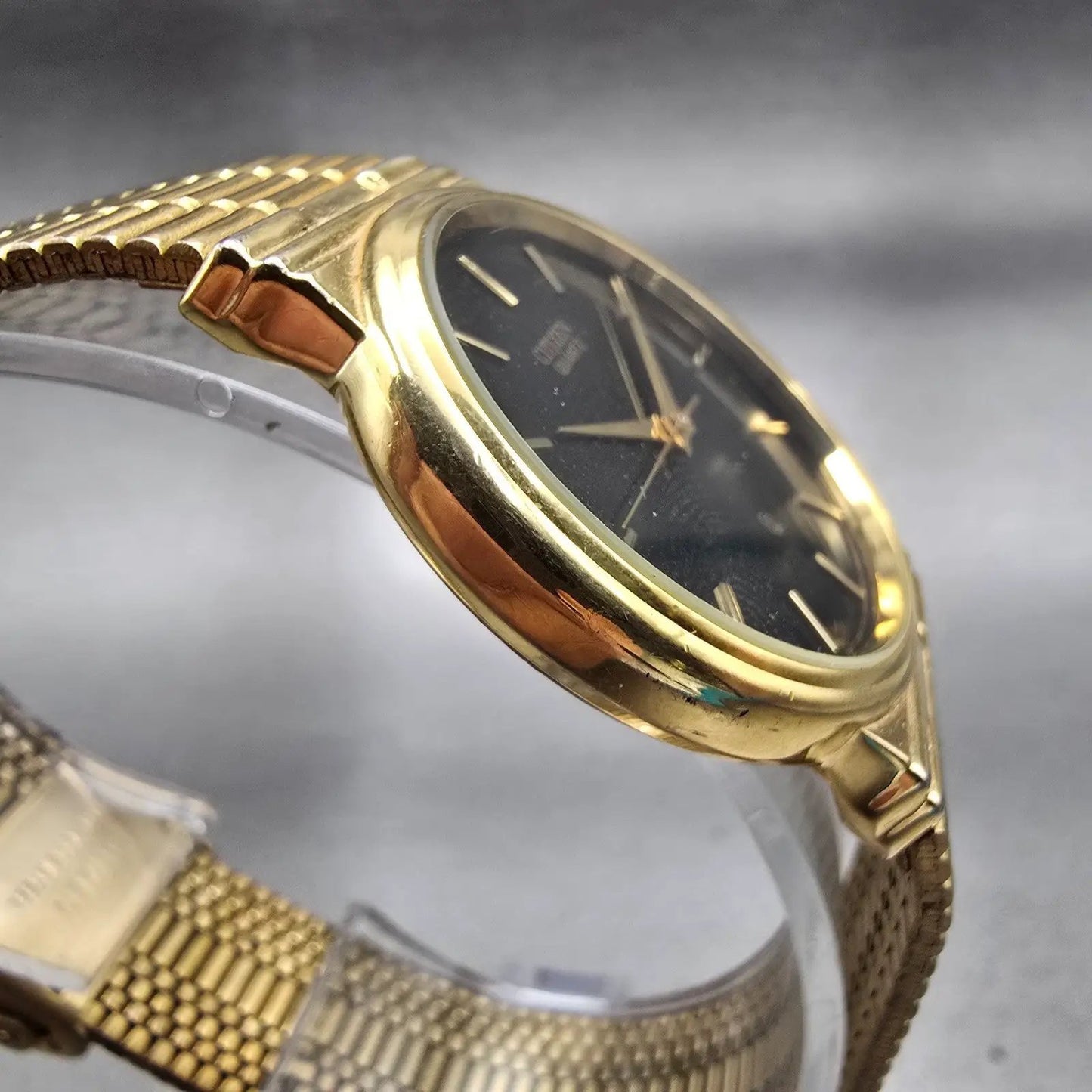Citizen CQ Watch Men 30mm Black Dial Gold Tone Round 6030-914147 New Battery3
