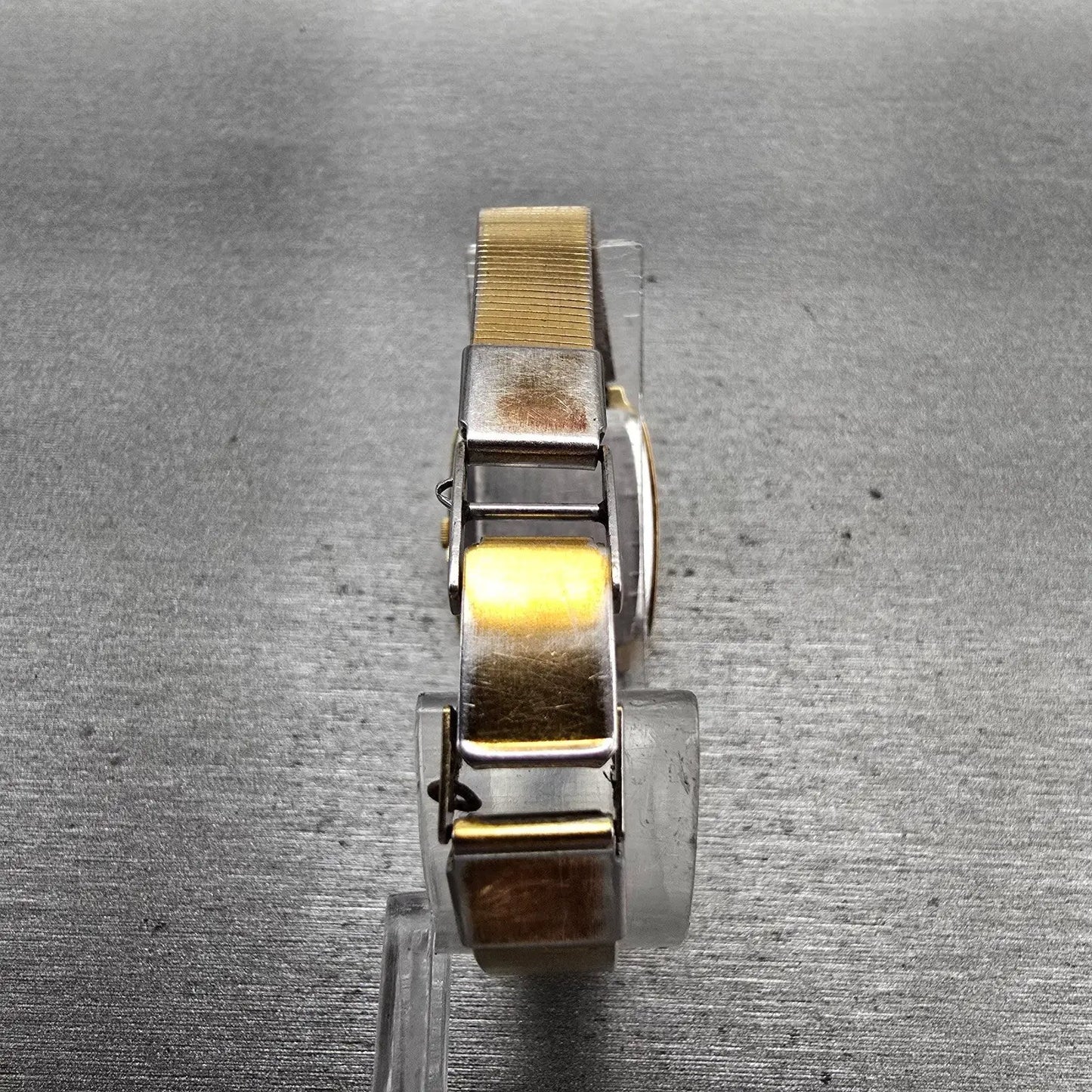Seiko Tank Watch Women 20mm Champagne Dial Gold Tone Rectangle 3421-5170 New Bat7