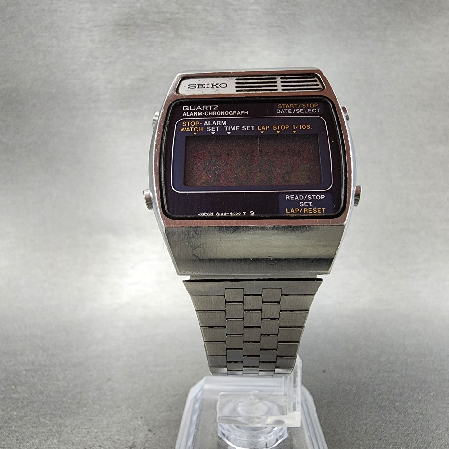 Seiko Digital Watch Men 34mm LCD Silver Tone Alarm Chrono A1594000 READ New Bat5