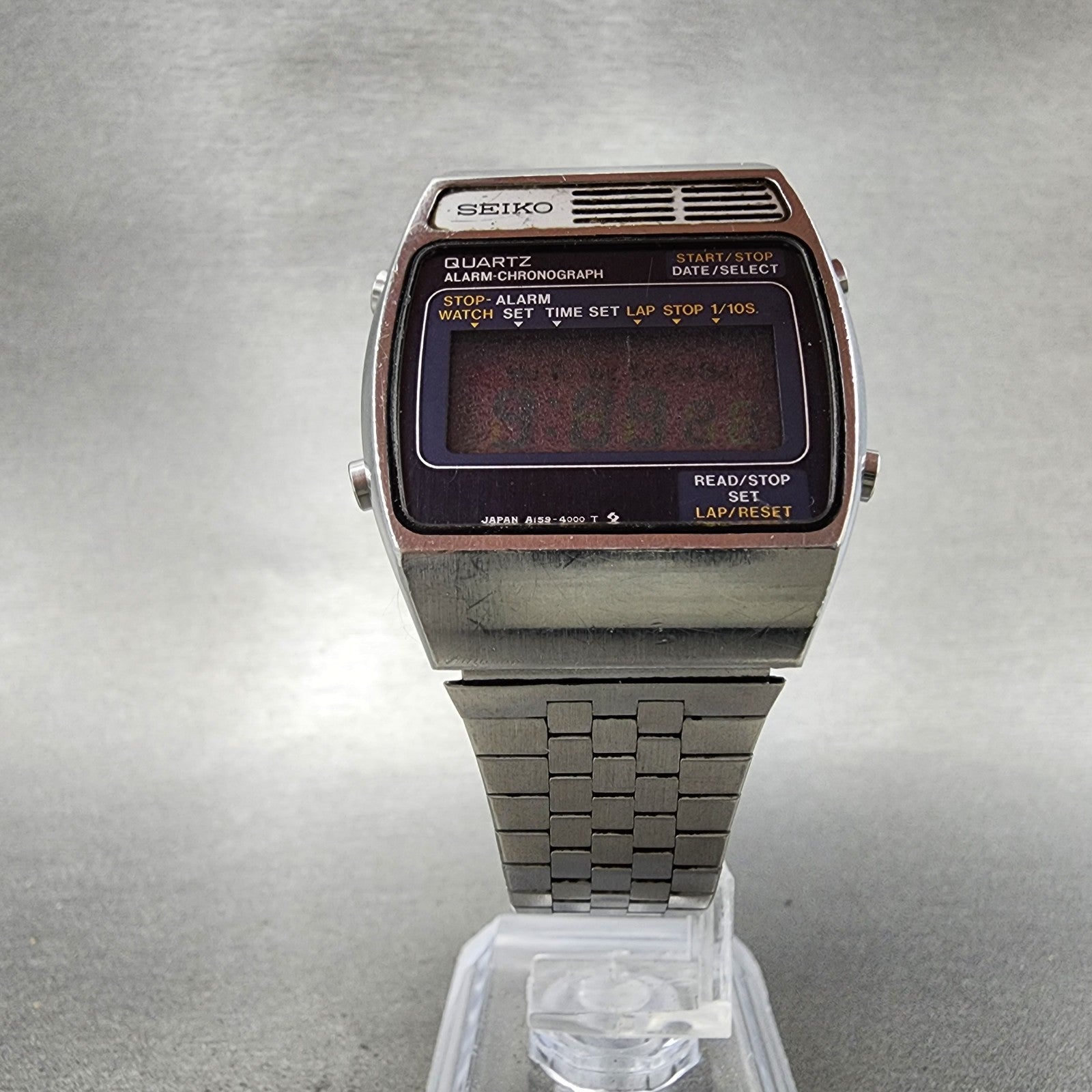 Seiko Digital Watch Men 34mm LCD Silver Tone Alarm Chrono A1594000 READ New Bat5