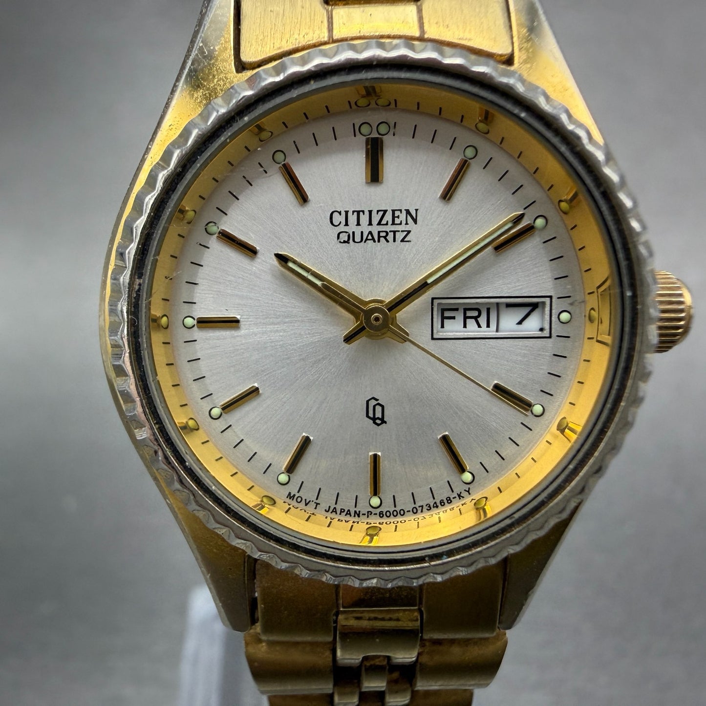 Citizen CQ Watch Women 26mm Silver Dial Gold Tone Daydate 6000-072952 NewBattery1