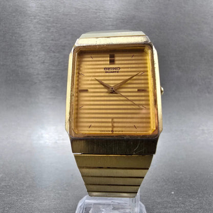 Seiko Tank Watch Men 26mm Champagne Dial Gold 5Y31-5000 Rectangle New Battery5