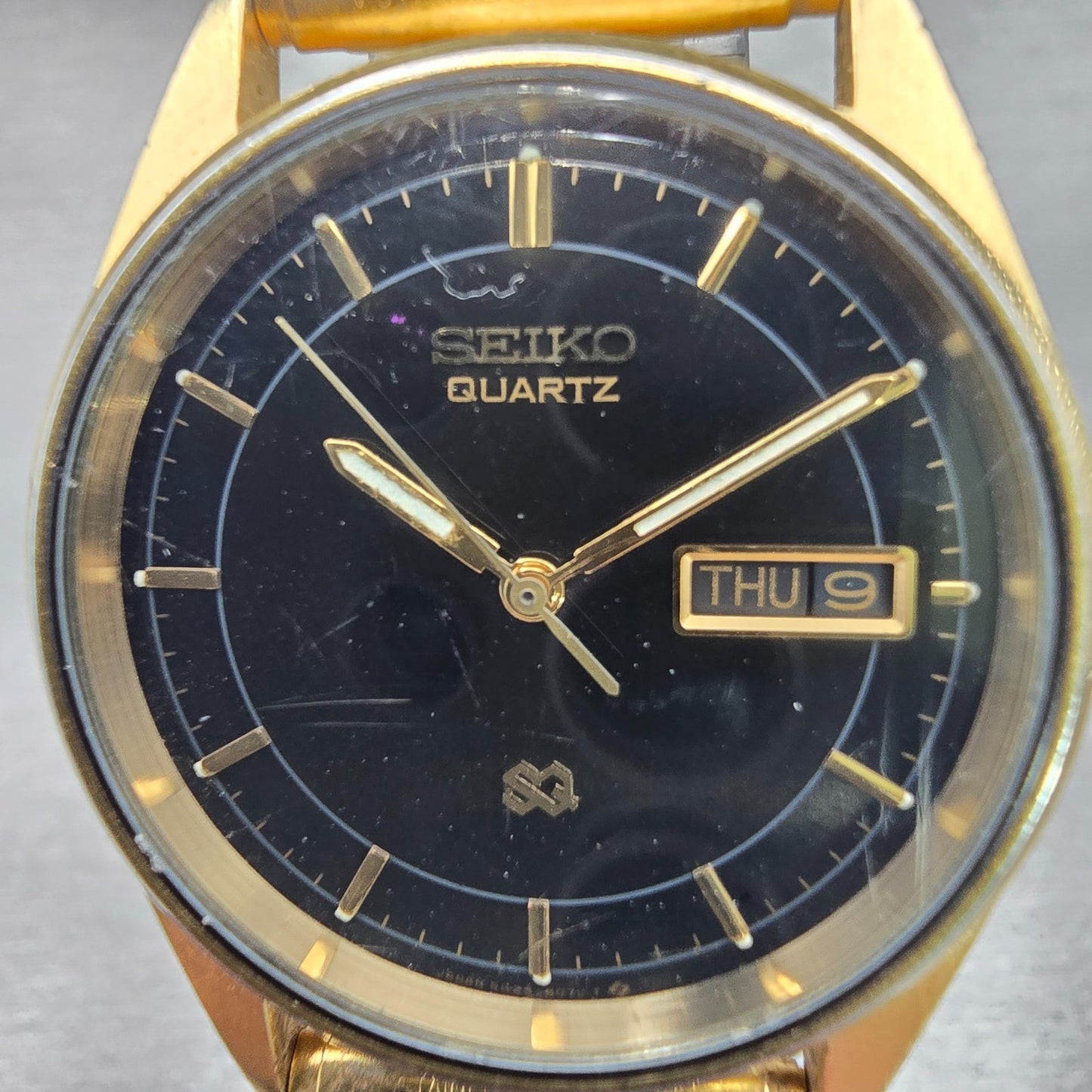 Seiko SQ Watch Men 35mm Black Dial Gold Tone Daydate Round 5G23-8059 New Battery1