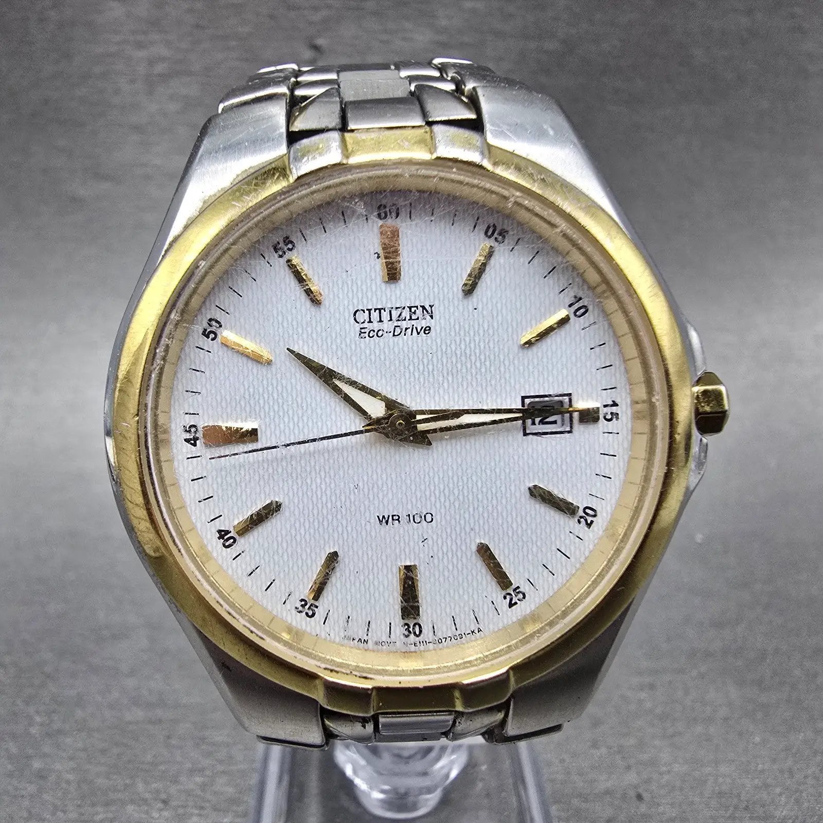 Citizen Eco-Drive Watch Men 38mm White Dial Two Tone Date E111-S049521 Runs NKJN0