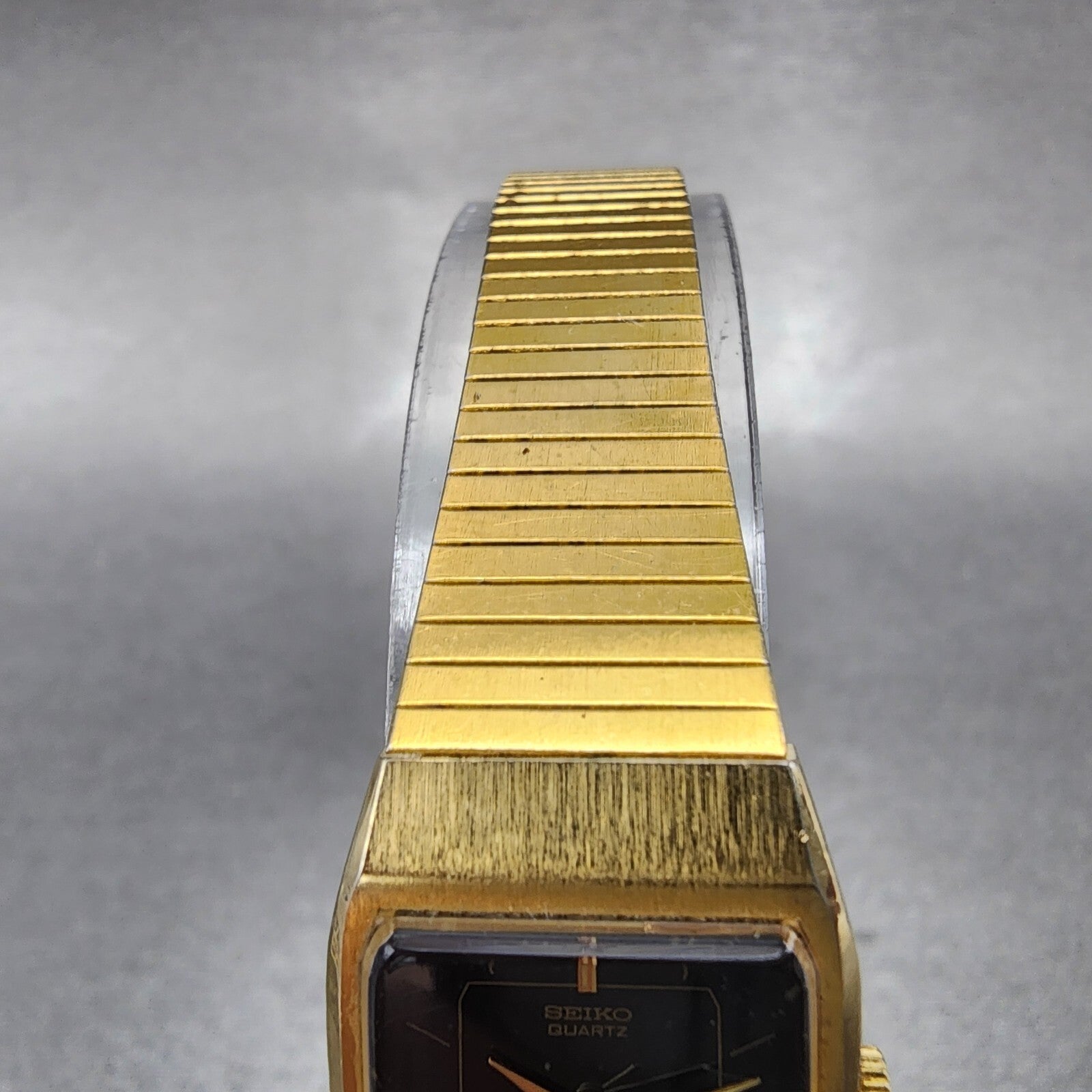 Seiko Tank Watch Women 18mm Black Dial Gold Tone Rectangle 2B215020 New Battery4
