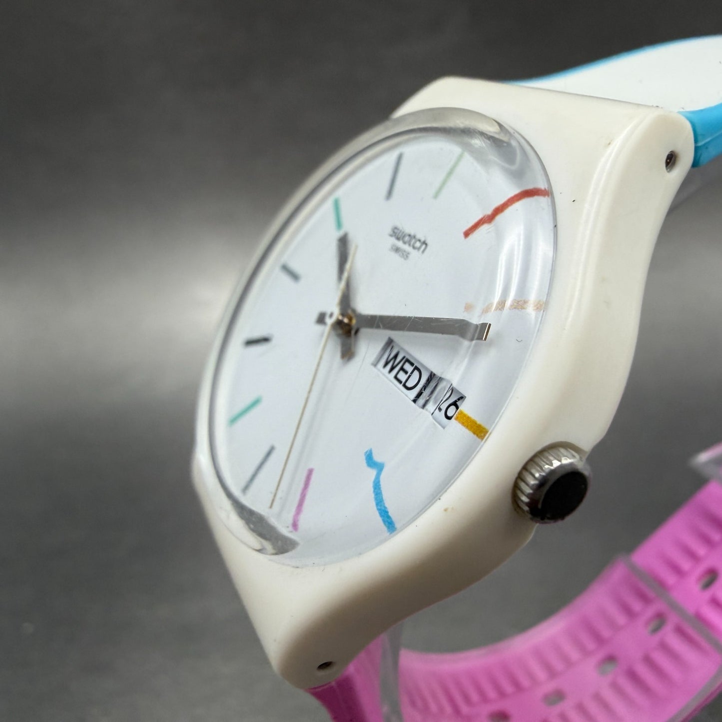 Swatch Edgyline Watch Men 34mm White Dial White Tone Daydate GW708 New Battery2