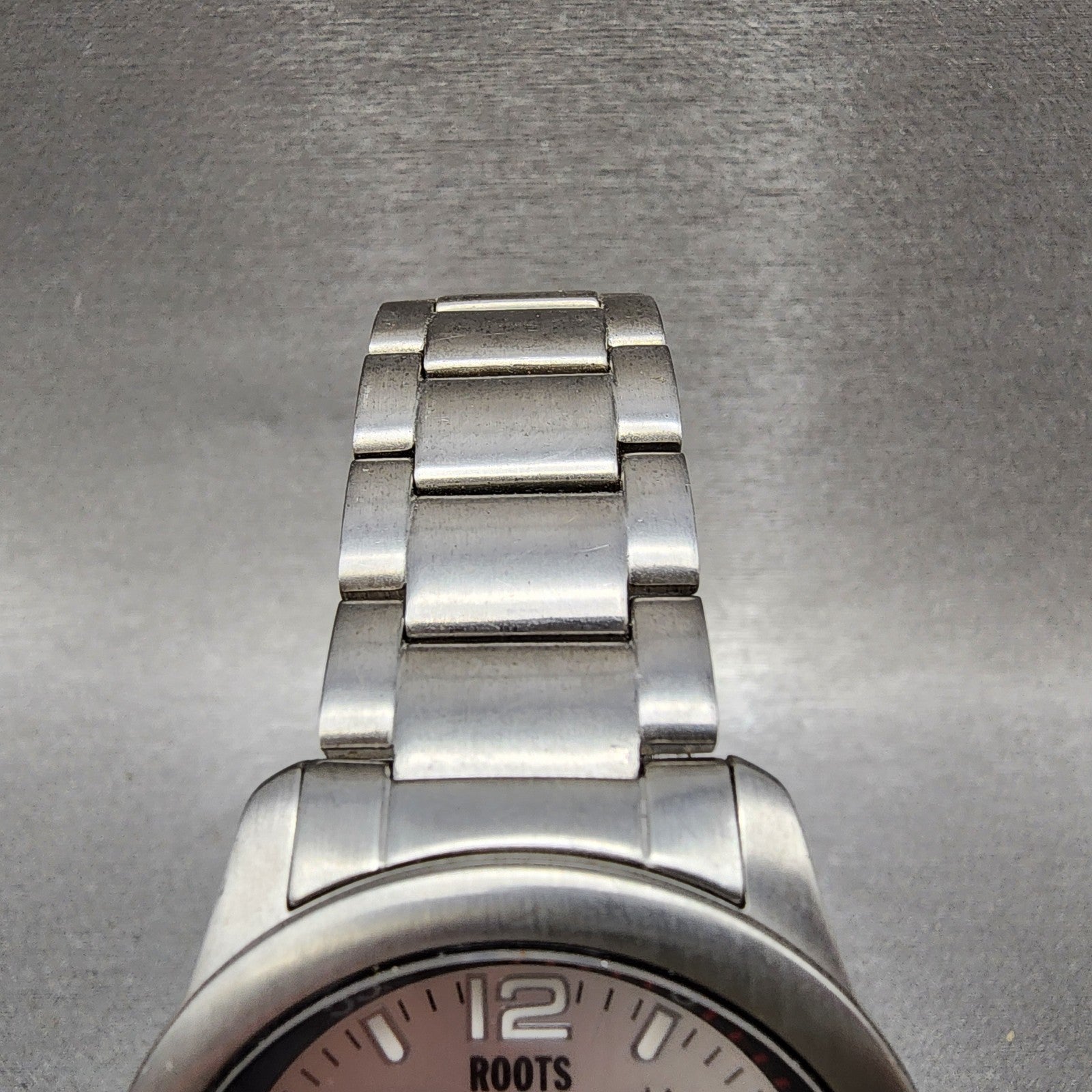Roots Watch Men 39mm Silver Dial Silver Tone Daydate Pacific Rim New Battery4
