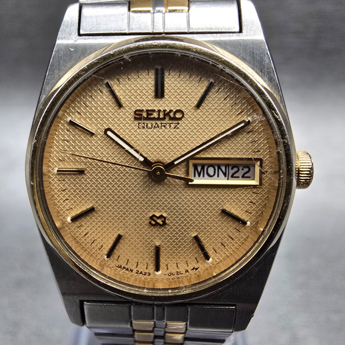 Seiko SQ Watch Women 23mm Gold Dial Two Tone Daydate Round 2A23-0029 New Battery1