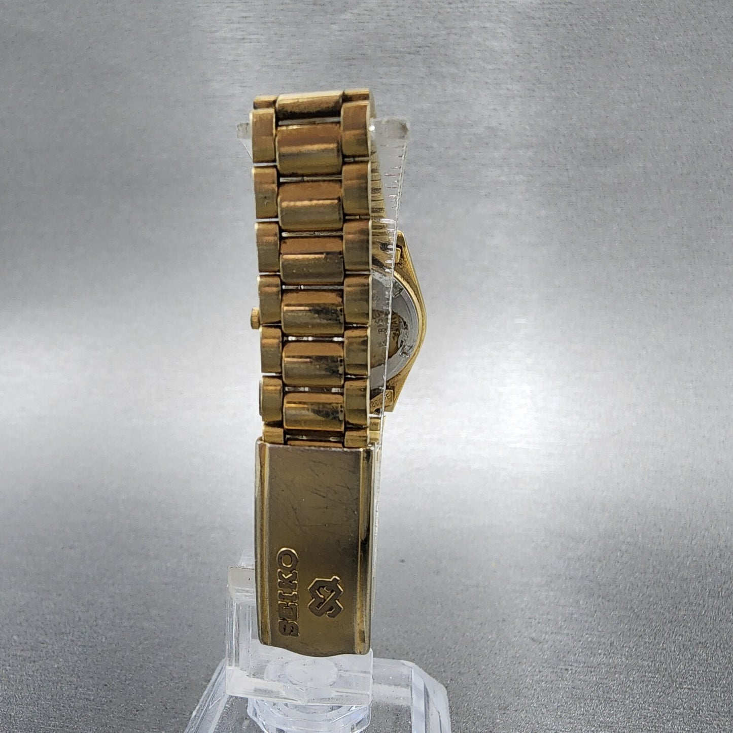 Seiko SQ Watch Women 24mm Champagne Dial Gold Tone Daydate 3e230a69 New Battery7