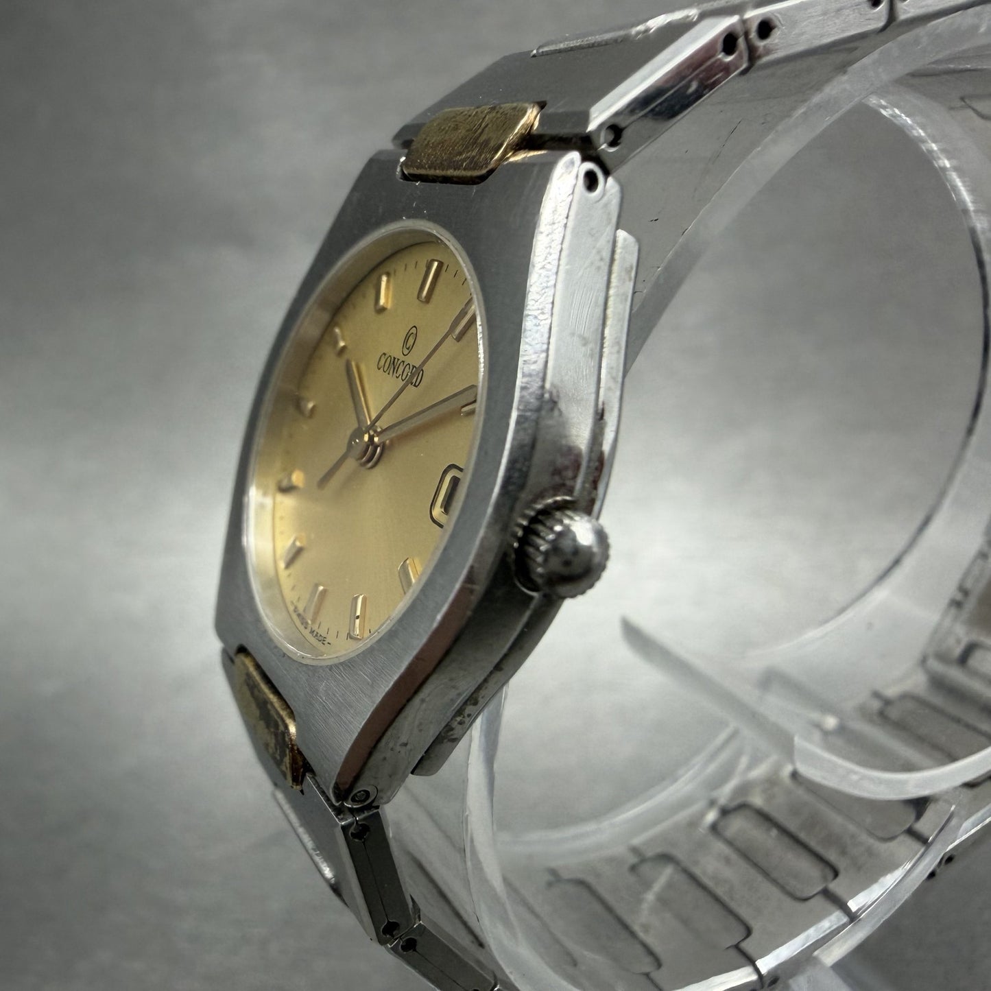 Concord Freedom Watch Women 23mm Gold Dial Steel Date Round 15.57.263 New Batt2