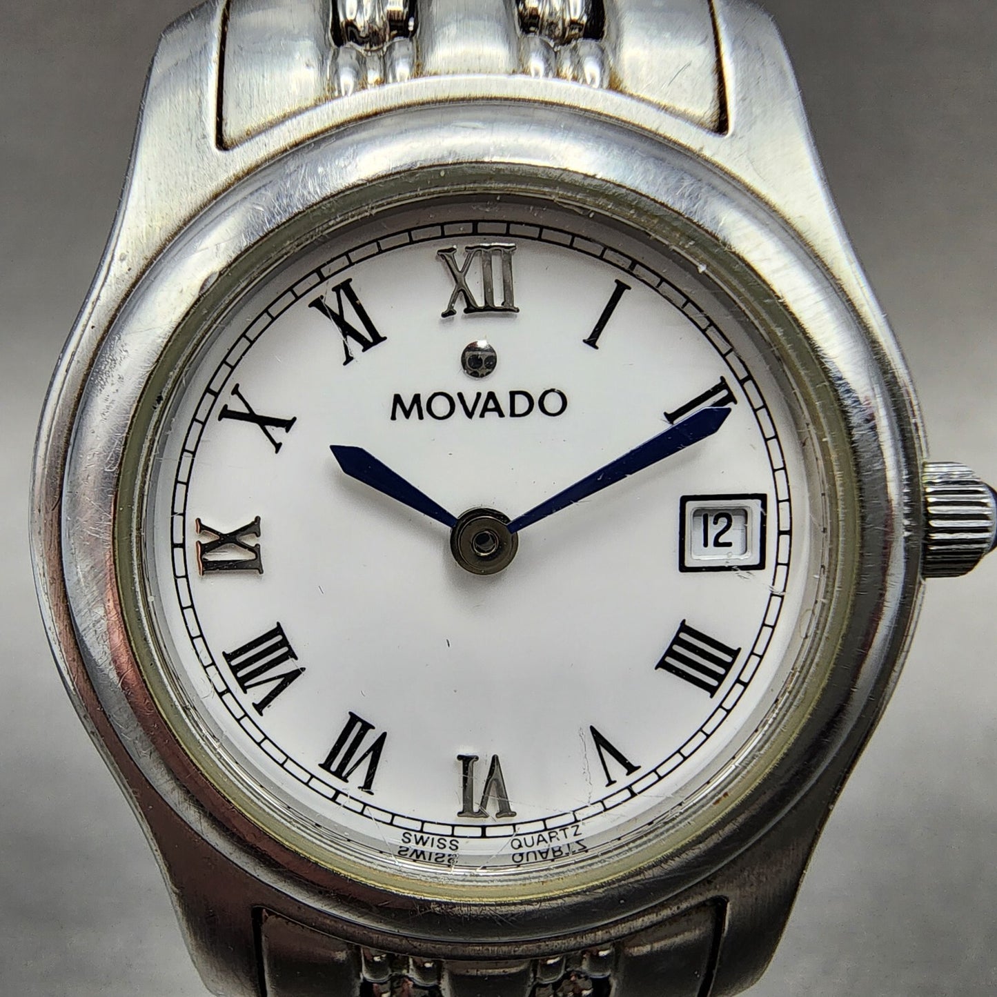 Movado Watch Women 26mm White Dial Steel Date Round 84E60850 New Battery1
