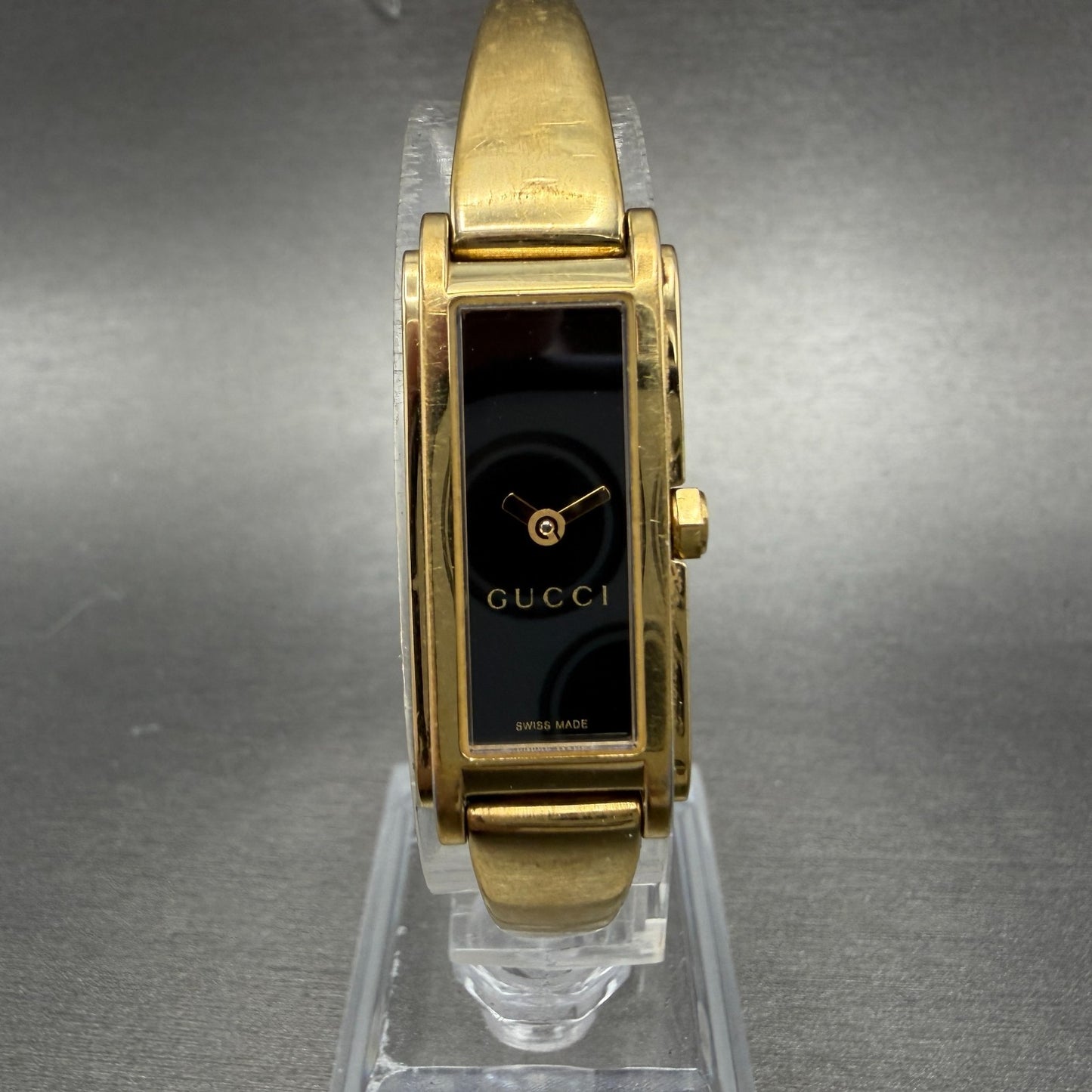 Gucci Tank Watch Women 14mm Black Dial Gold Tone Rectangle 109 New Battery0