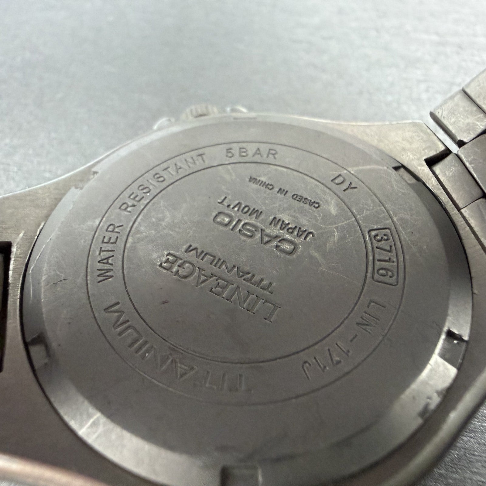 Casio Lineage Titanium Watch Men 38mm Silver Dial Daydate LIN-171J New Battery I9