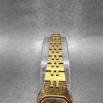 Seiko Watch Women 17mm Silver Dial Gold Tone Rectangle 2b205039 New Battery4